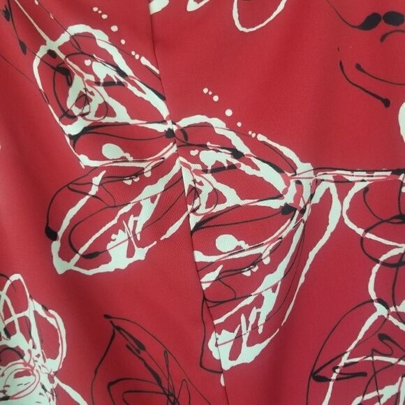 Red Black White VINTAGE STUDIO Skirt. Size M. 100% polyester. - Picture 8 of 12